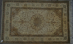 Indian Amritsar Hand-knotted Rug Wool on Cotton (ID 1083)