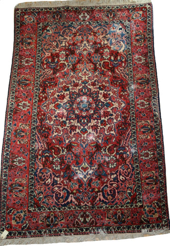 Persian Bakhtiari Hand-knotted Rug Wool on Wool (ID 1096)