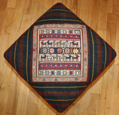 Persian Qashqai Hand-knotted Stool Wool on Wool (ID 1201)